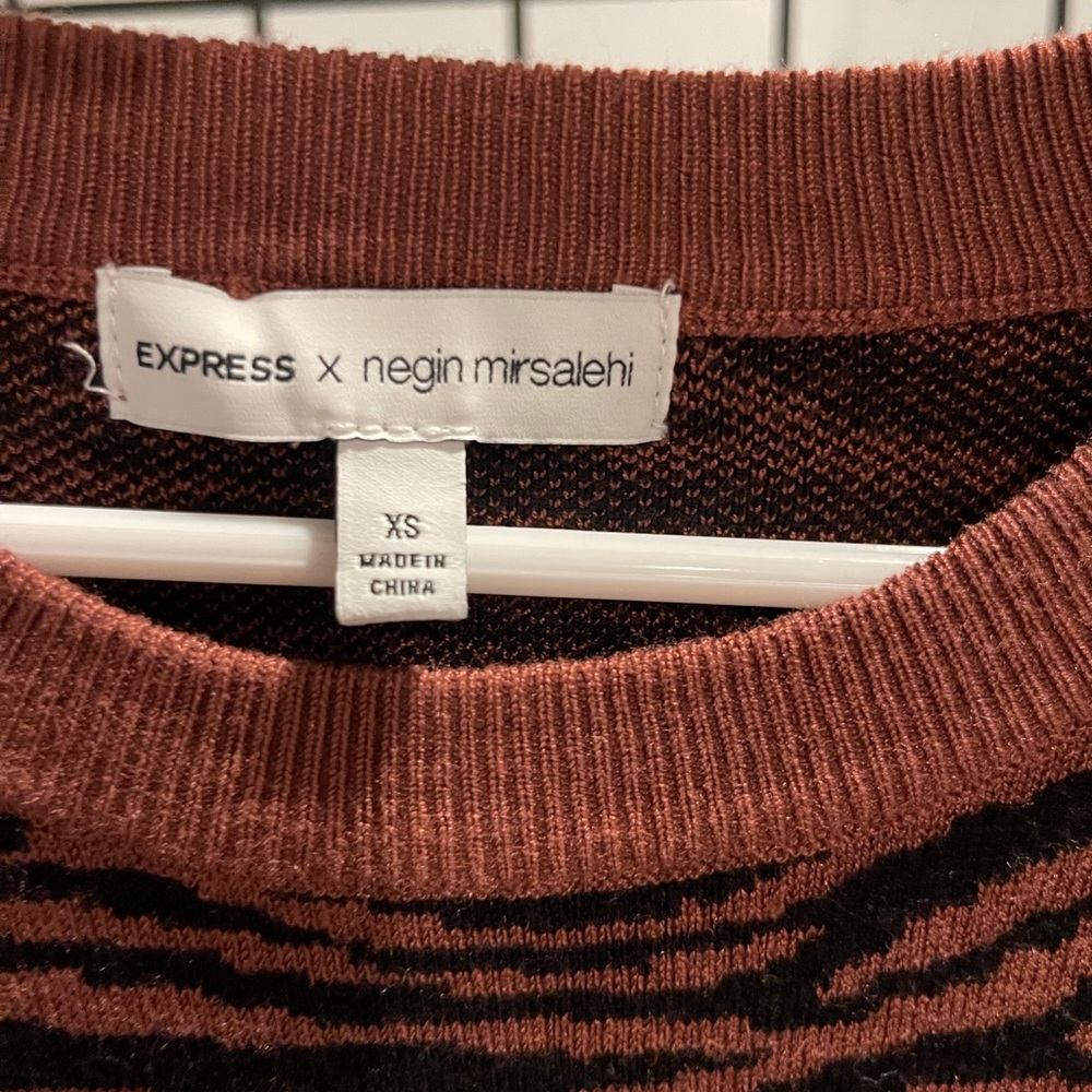 Women’s midi sweater dress- size Xs. Brand- express- animal print